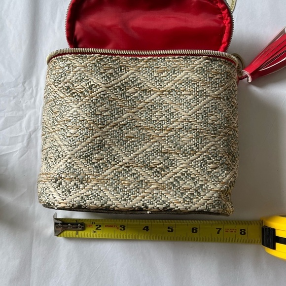 Toiletries bag by Sabon - Picture 8 of 10